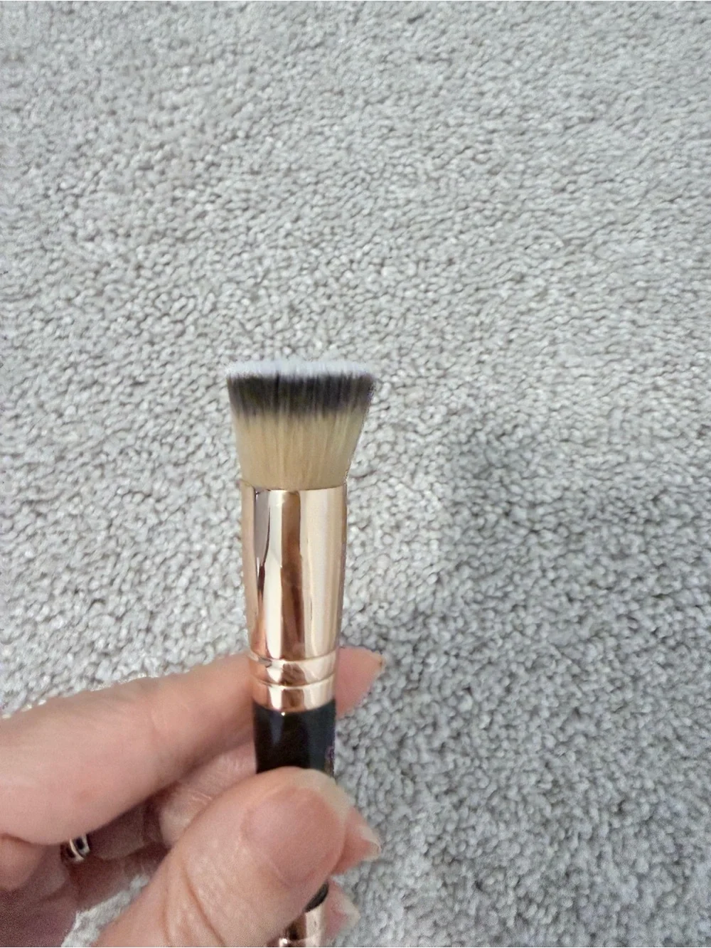 Charlotte Tilbury hollywood complexion brush